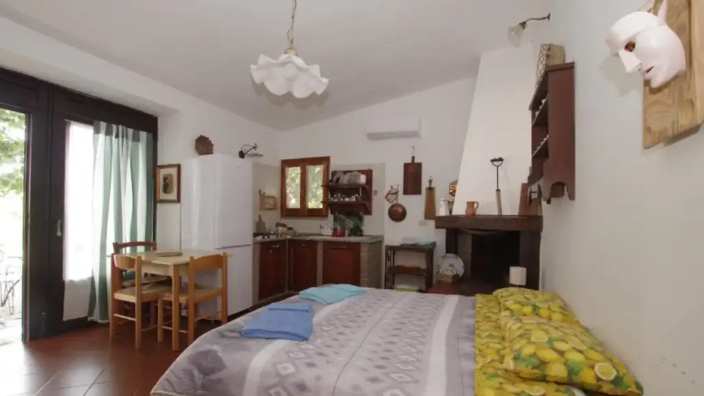 B&B Il Cachi e la Palma, letto matrimoniale